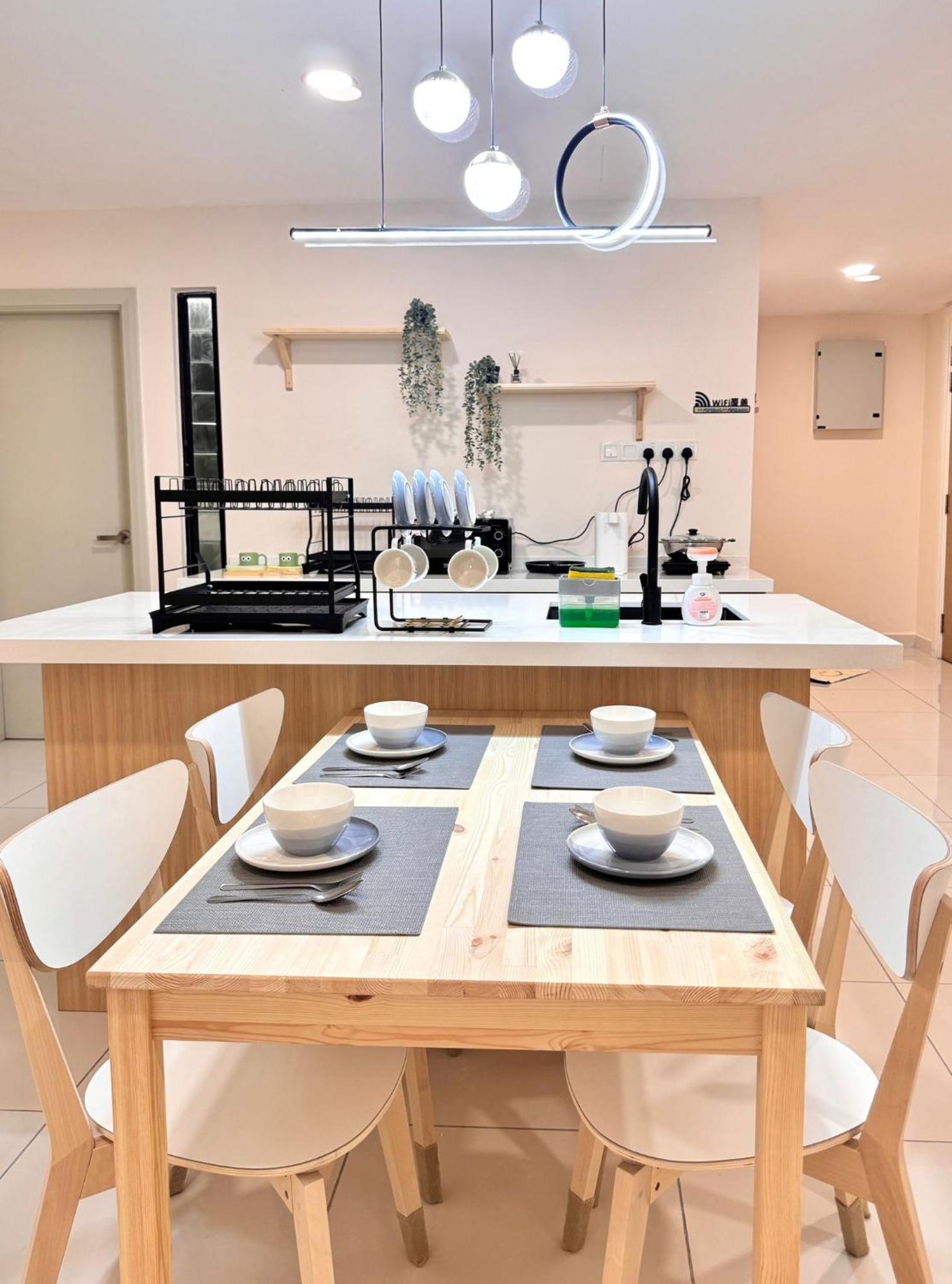 Mosaic Southkey 4br 14 Pax *